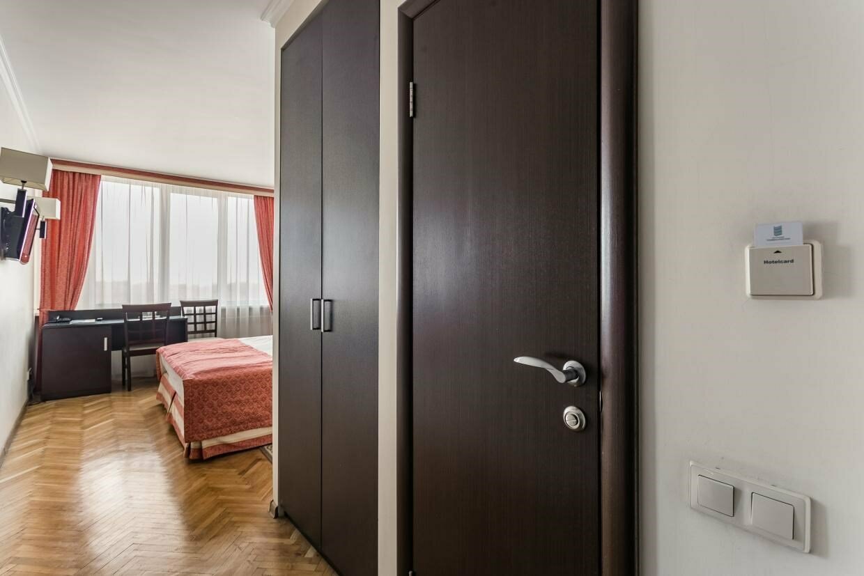 Гостиница Университетская Москва