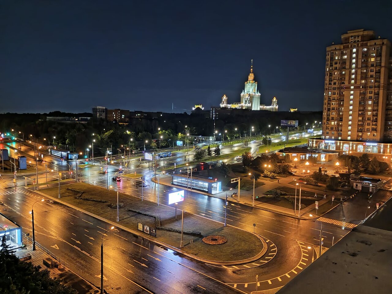 Гостиница Университетская Москва