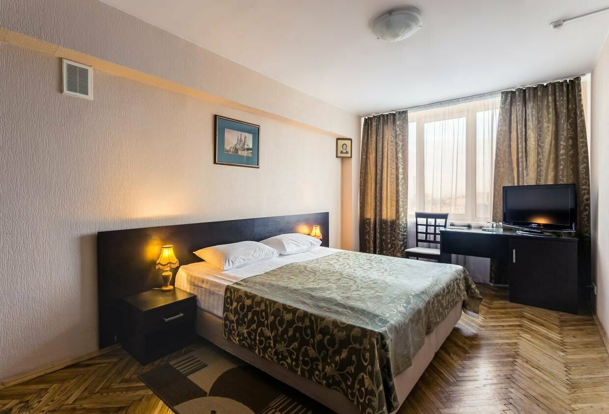 Гостиница Университетская Москва