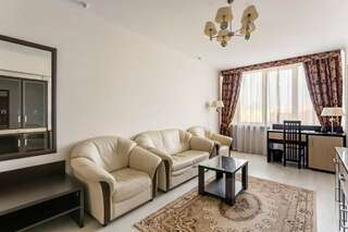 Гостиница Университетская Москва Люкс-12