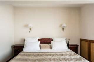 Гостиница Университетская Москва Люкс-2