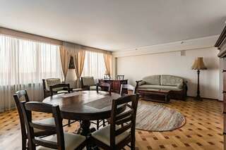 Гостиница Университетская Москва Люкс-8