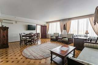 Гостиница Университетская Москва Люкс-4