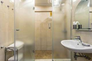 Гостиница Университетская Москва Люкс-12