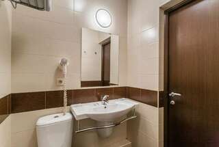 Гостиница Университетская Москва Двухместный стандарт с двумя кроватями-4