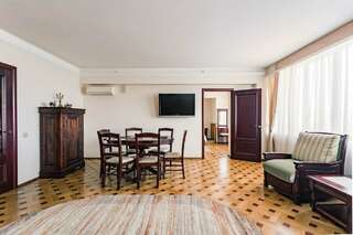 Гостиница Университетская Москва Люкс-7