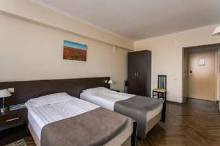 Гостиница Университетская Москва Двухместный стандарт с двумя кроватями-2