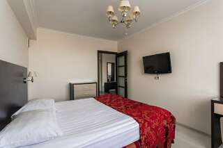 Гостиница Университетская Москва Люкс-6