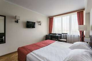 Гостиница Университетская Москва Двухместный стандарт с двуспальной кроватью-9