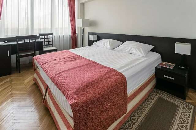 Гостиница Университетская Москва-104