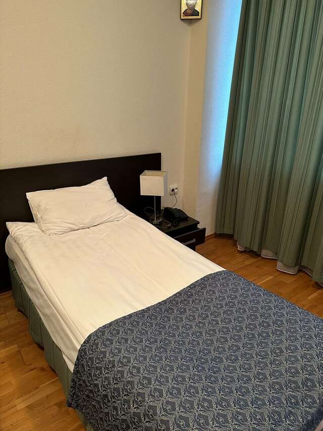 Гостиница Университетская Москва-127