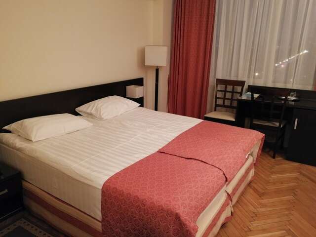 Гостиница Университетская Москва-43