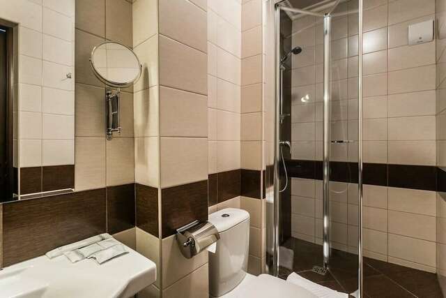 Гостиница Университетская Москва-180